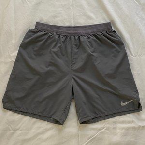 SOLD - Nike Distance unlined running shorts grey Medium